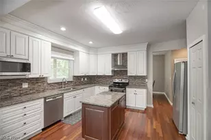 9338 Liberty Rd, Twinsburg, OH 44087 - Photo 8