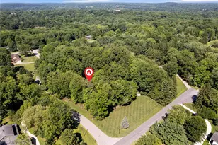 925 Sandin Rd, Akron, OH 44333 - Photo 2