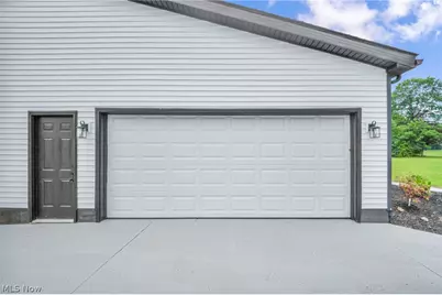 3759 Herr Fieldhouse Road, Worthington, OH 44470 - Photo 28
