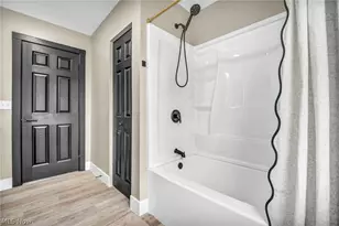 3759 Herr Fieldhouse Rd, Worthington, OH 44470 - Photo 24