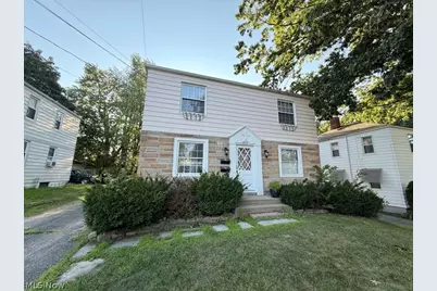 2042 13th Street SW #2, Cuyahoga Falls, OH 44223 - Photo 2