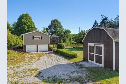 2190 Waterbury Drive, Uniontown, OH 44685 - Photo 44