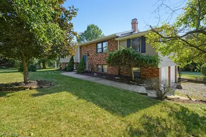 2190 Waterbury Drive, Uniontown, OH 44685 - Photo 4