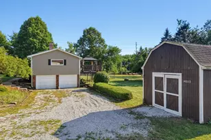 2190 Waterbury Dr, Uniontown, OH 44685 - Photo 44
