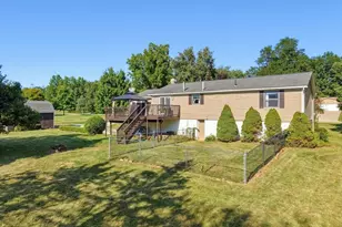 2190 Waterbury Dr, Uniontown, OH 44685 - Photo 48