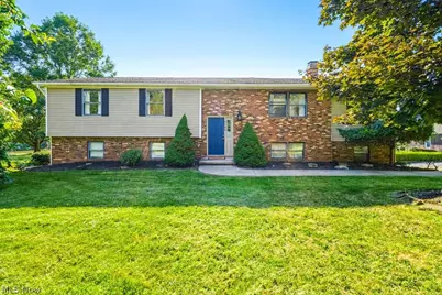 2190 Waterbury Drive, Uniontown, OH 44685 - Photo 2