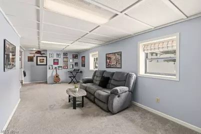 2190 Waterbury Drive, Uniontown, OH 44685 - Photo 32