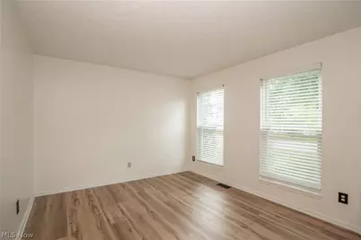 6526 Sugargrove Circle NE, Canton, OH 44721 - Photo 22