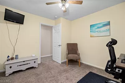 732 Oakdale Circle, Elyria, OH 44035 - Photo 24