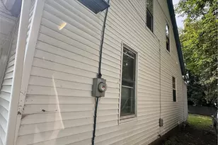 1061 Ackley St, Akron, OH 44306 - Photo 4