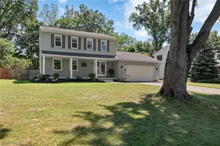 6903 Hidden Valley Dr, Amherst, OH 44001 - Photo 2
