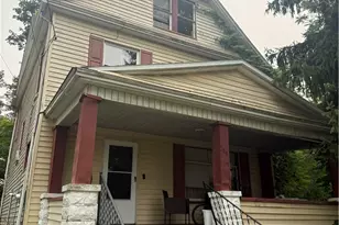 569 W Chalmers Ave, Youngstown, OH 44511 - Photo 2
