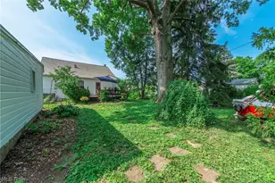 455 11th St, Elyria, OH 44035 - Photo 12