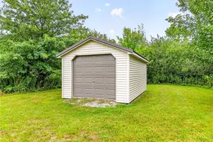 9276 Columbus Rd NE, Louisville, OH 44641 - Photo 46