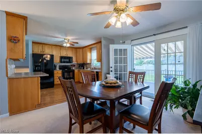546 Fieldstone Drive, Amherst, OH 44001 - Photo 14