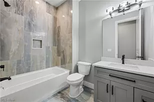 2048 Forest Dr, Eastlake, OH 44095 - Photo 30