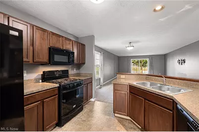 213 Westminster Way, Elyria, OH 44035 - Photo 8