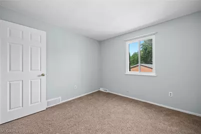 216 Moore Road #3V, Avon Lake, OH 44012 - Photo 16