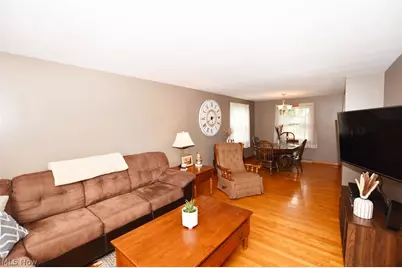 825 4th Street SW, New Philadelphia, OH 44663 - Photo 6