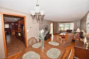 825 4th St SW, New Philadelphia, OH 44663 - Photo 20
