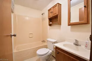 8 Eddy Rd, Madison, OH 44057 - Photo 8