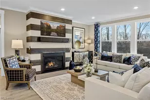 797 Colesbourne Cir, Green, OH 44685 - Photo 4