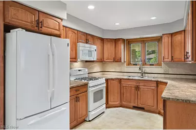 1488 Parkview Drive, Green Hills, OH 44131 - Photo 16