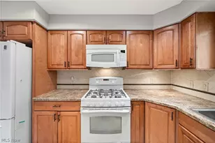1488 Parkview Dr, Green Hills, OH 44131 - Photo 18