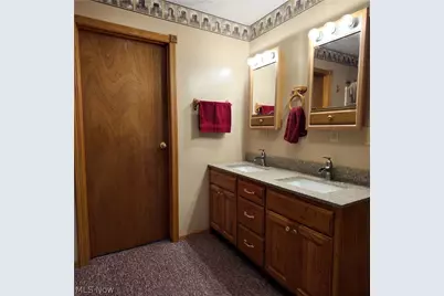 57726 Armstrong Centerville Road, Jacobsburg, OH 43933 - Photo 8