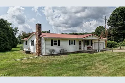 4216 Schumacher Hollow Road SE, New Philadelphia, OH 44663 - Photo 2