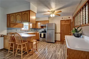 4216 Schumacher Hollow Rd SE, New Philadelphia, OH 44663 - Photo 6