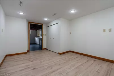 128 Woolf Avenue, Akron, OH 44312 - Photo 24