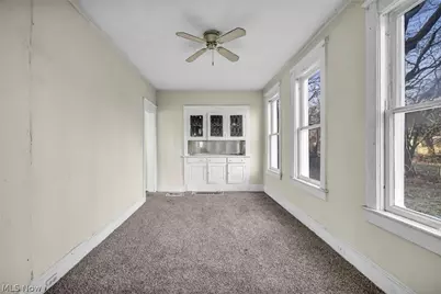 8110 Melrose Avenue, Loveland, OH 44103 - Photo 12