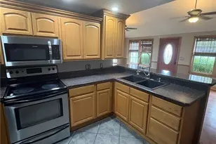 8177 S Cleveland Massillon Rd, Clinton, OH 44216 - Photo 14