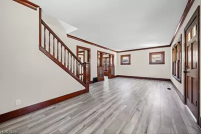903 W 19th Street, Lorain, OH 44052 - Photo 6