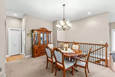 847 Heron Lakes Circle, Cuyahoga Falls, OH 44223 - Photo 12