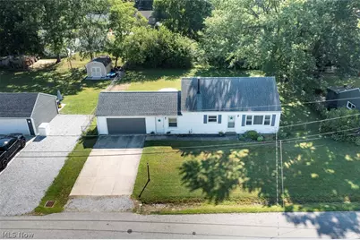10191 Dupont Drive, Columbia Station, OH 44028 - Photo 2