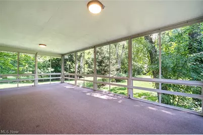 1097 Oak Tree Road, Akron, OH 44320 - Photo 28