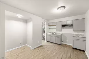 167 N Seiberling St, Akron, OH 44305 - Photo 10