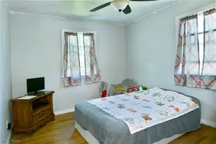 202 Elm St, Struthers, OH 44471 - Photo 16