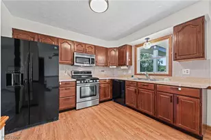 1524 High Tower Dr, Uniontown, OH 44685 - Photo 8