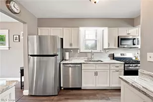 14521 Rainbow Ave, Loveland, OH 44111 - Photo 12