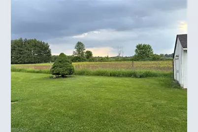 14582 Gore Orphanage Road, Wakeman, OH 44889 - Photo 8