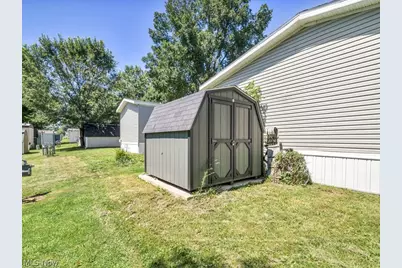 381 Westwoods, Amherst, OH 44001 - Photo 34