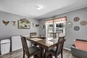381 Westwoods, Amherst, OH 44001 - Photo 18