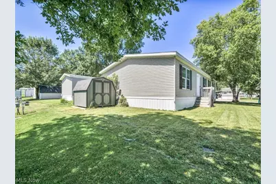 381 Westwoods, Amherst, OH 44001 - Photo 32