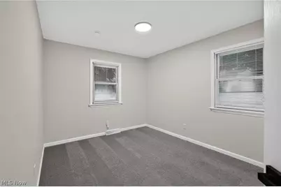2711 7th Street, Cuyahoga Falls, OH 44221 - Photo 16