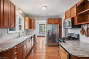 1258 Delia Ave, Akron, OH 44320 - Photo 10