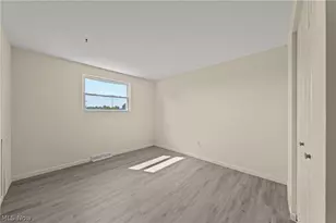 980 E 347th St, Eastlake, OH 44095 - Photo 18