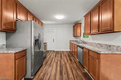 824 Gasche Street, Wooster, OH 44691 - Photo 2